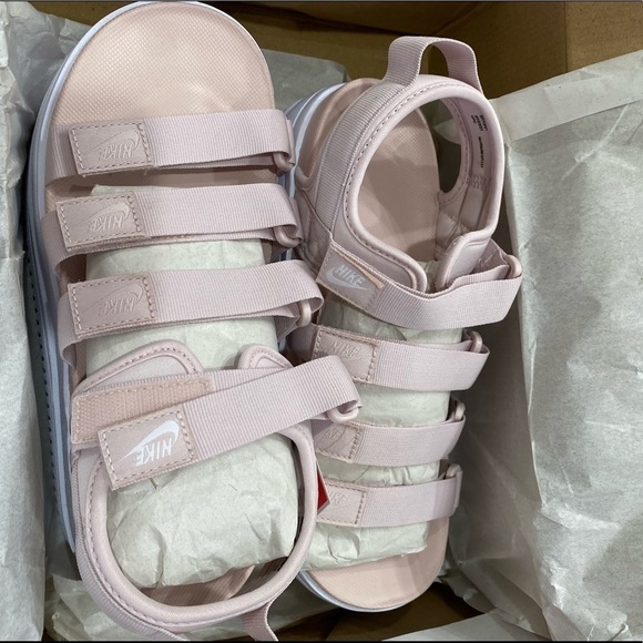 Nike Icon Classic Platform Sandals - Picture 12 of 14